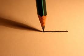مداد روی کاغذ