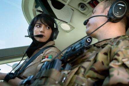 نخستین خلبان زن افغانستان